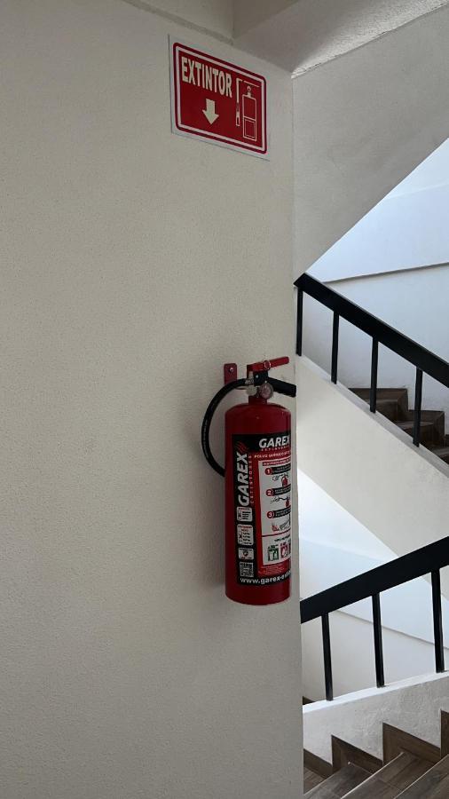 Hotel Tia Flora León Kültér fotó